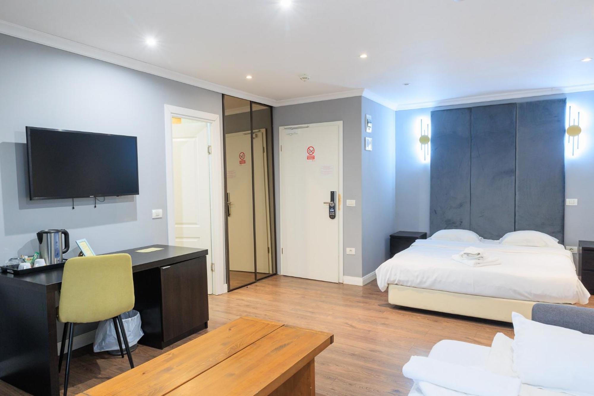 The Embassy Nord Hotel บูคาเรสต์ ภายนอก รูปภาพ