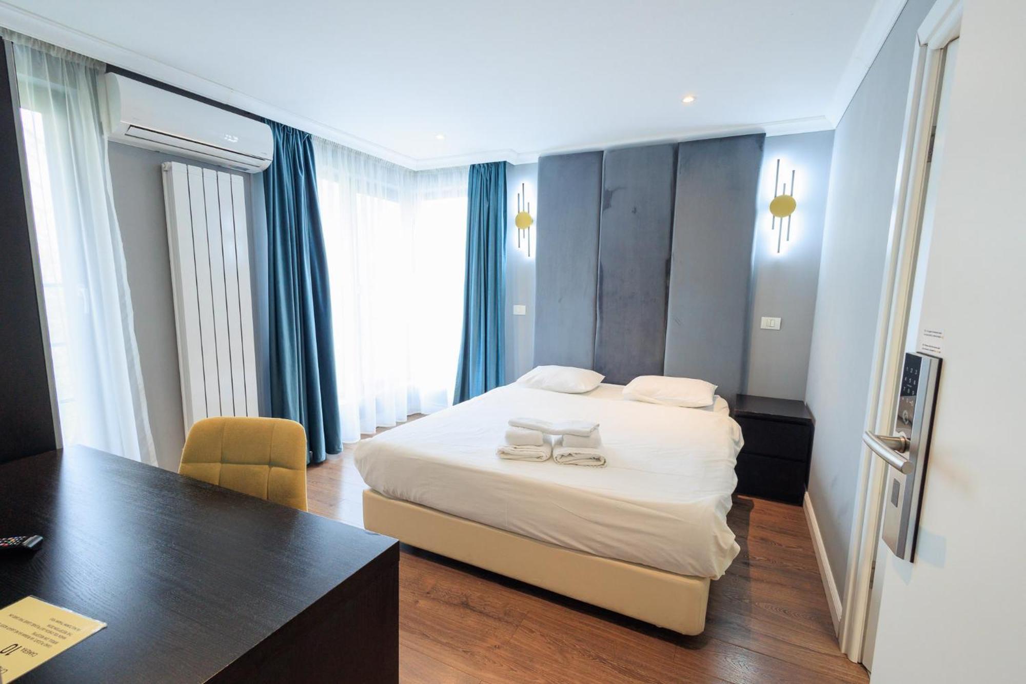The Embassy Nord Hotel บูคาเรสต์ ภายนอก รูปภาพ